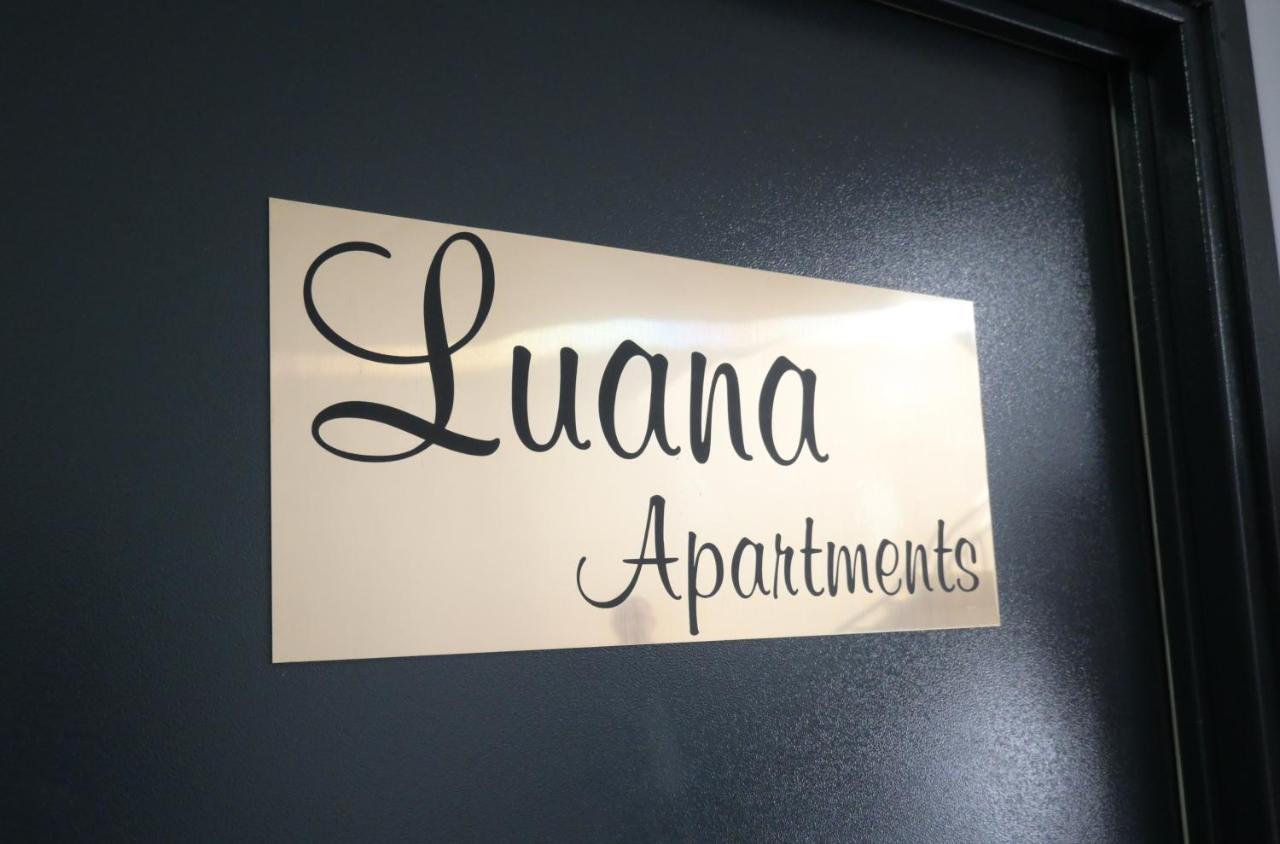 Luana Airport Apartments #9 Otopeni Bagian luar foto